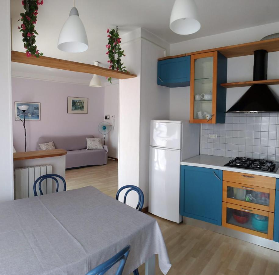 אלבניה La Casa Di Flavio Casa Vacanze מראה חיצוני תמונה