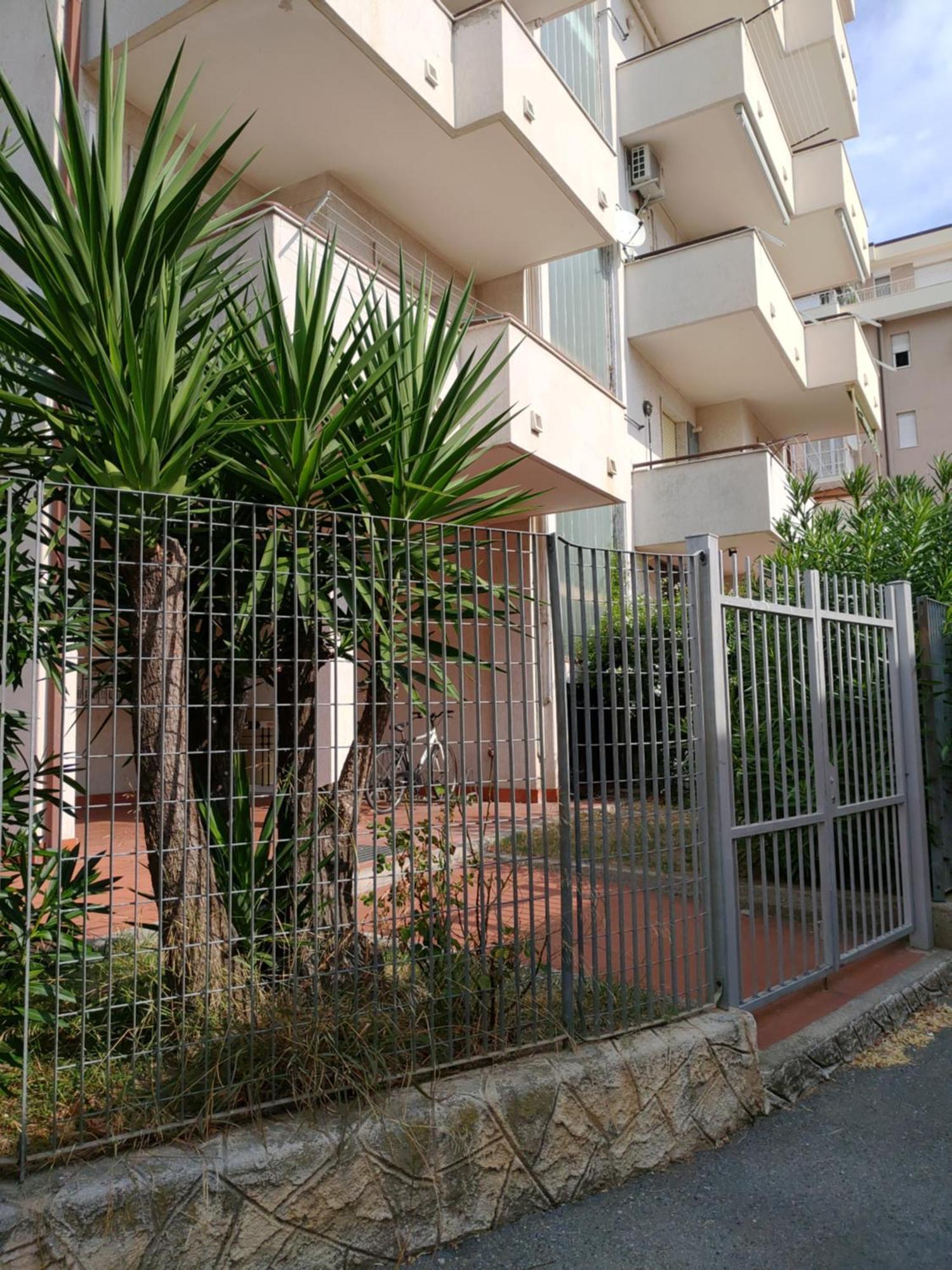 אלבניה La Casa Di Flavio Casa Vacanze מראה חיצוני תמונה